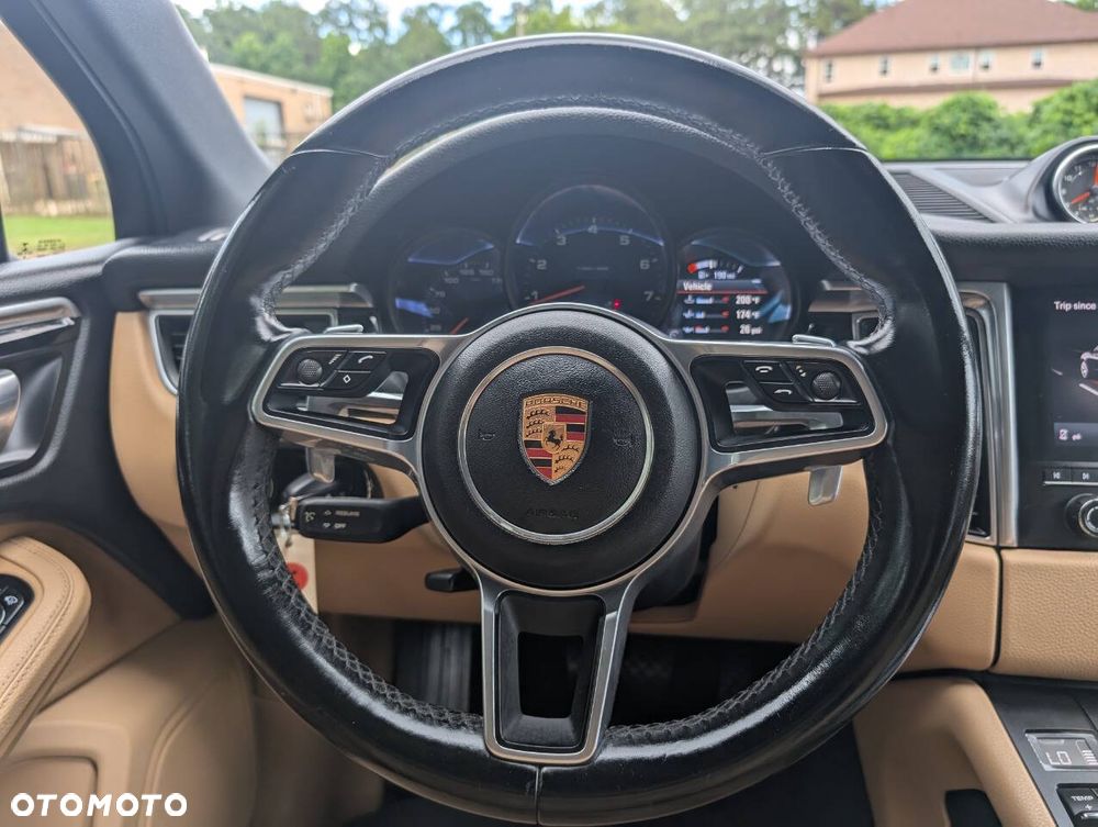 Porsche Macan Standard - 13