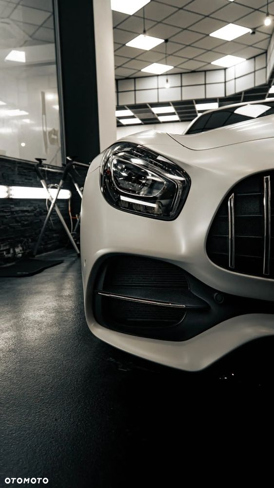 Mercedes-Benz AMG GT C - 35
