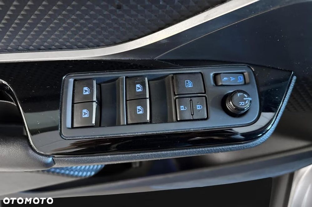 Toyota C-HR - 15