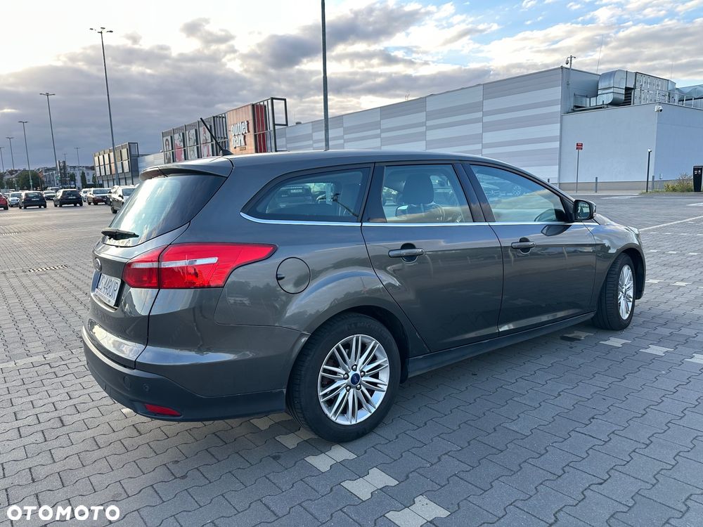 Ford Focus 1.5 TDCi SYNC Edition - 8