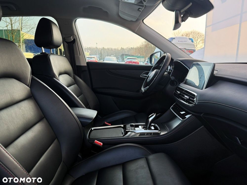 MG HS 1.5 T-GDI Excite DCT - 29