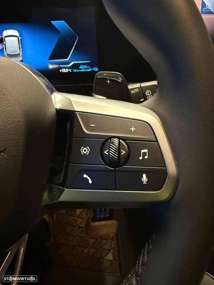 BMW X1 xDrive25e Pack Desportivo M - 7