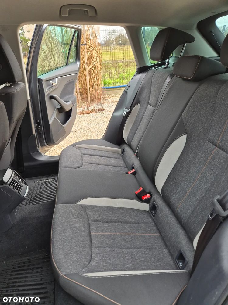 Skoda Kamiq 1.0 TSI Style - 25