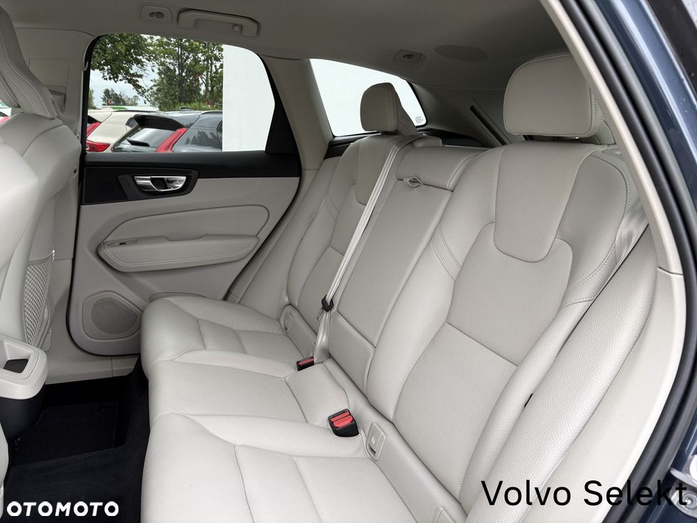 Volvo XC 60 - 21