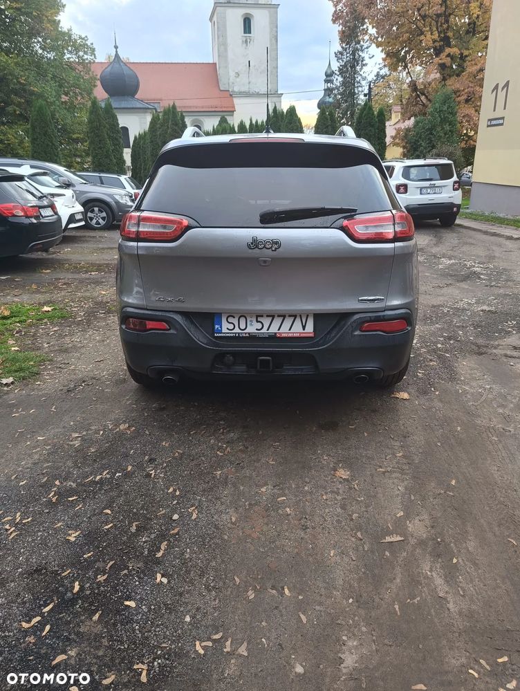 Jeep Cherokee - 6