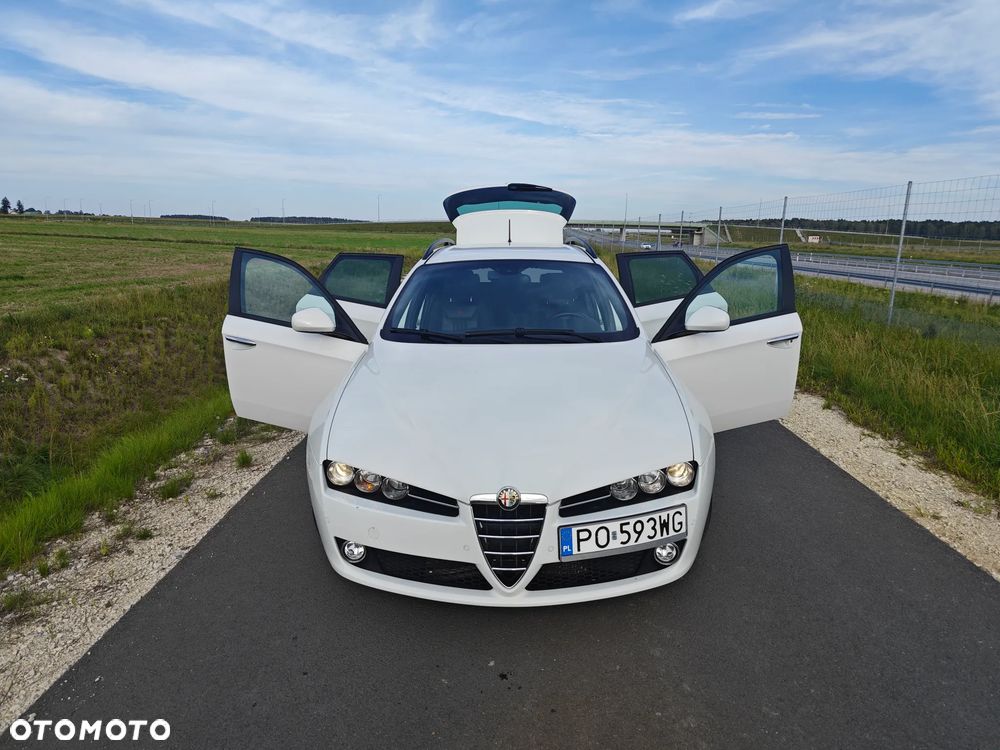 Alfa Romeo 159 2.4JTDM ti - 9