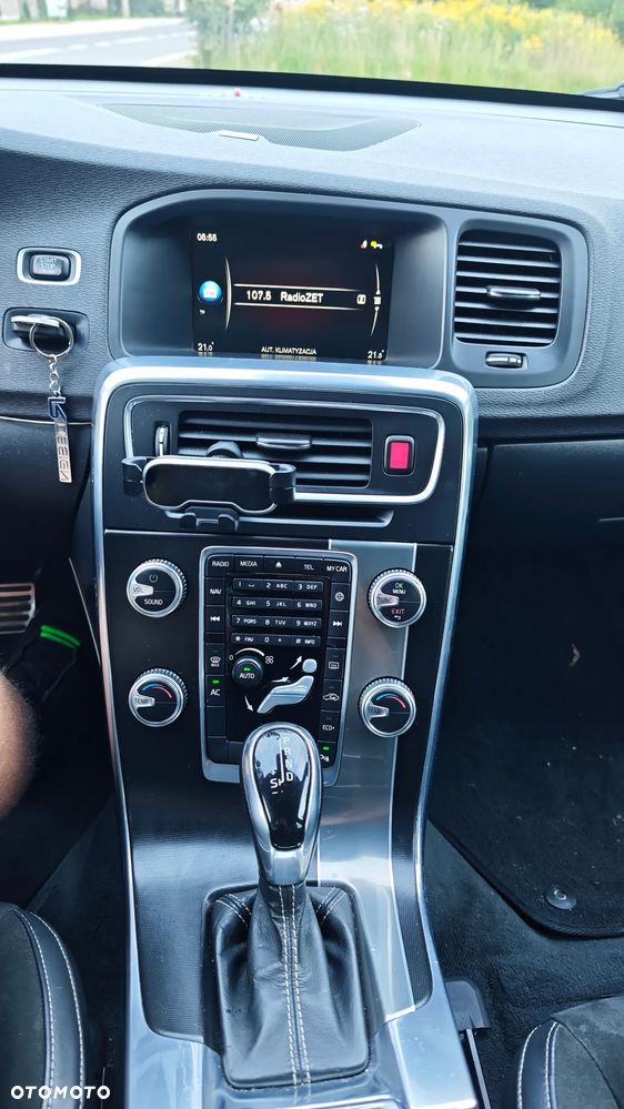 Volvo V60 - 10