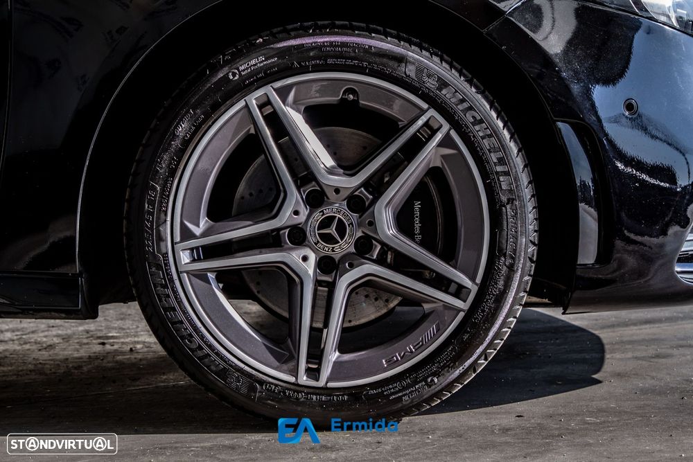 Mercedes-Benz A 250 e 8G-DCT AMG Line - 16