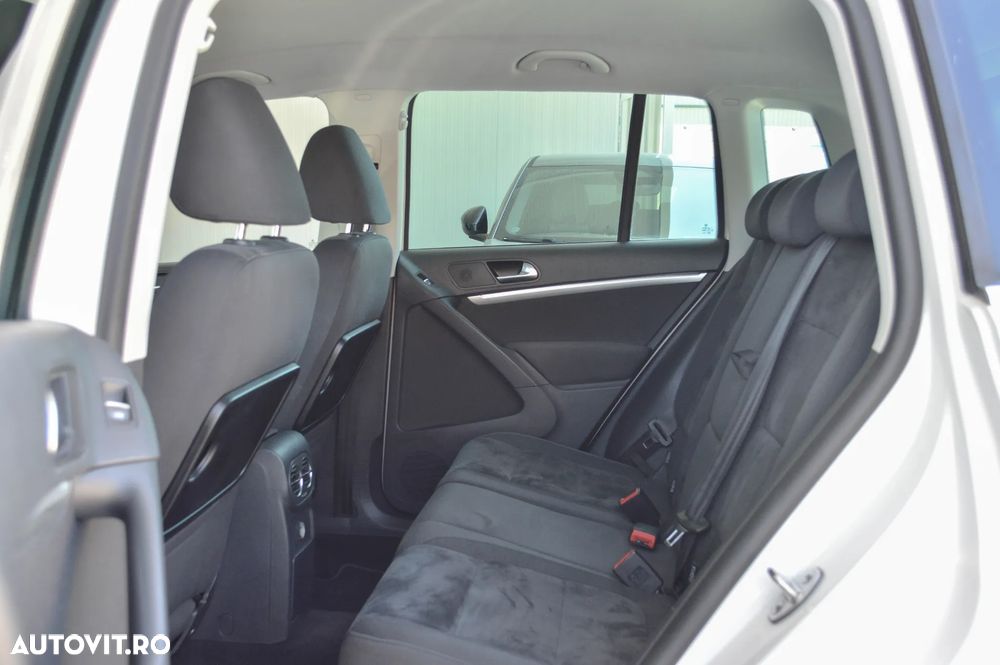 Volkswagen Tiguan 2.0 TDI 4Motion DSG Trend & Fun - 12