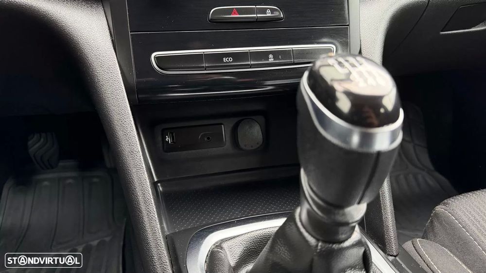 Renault Mégane Sport Tourer 1.5 dCi Zen ECO - 15