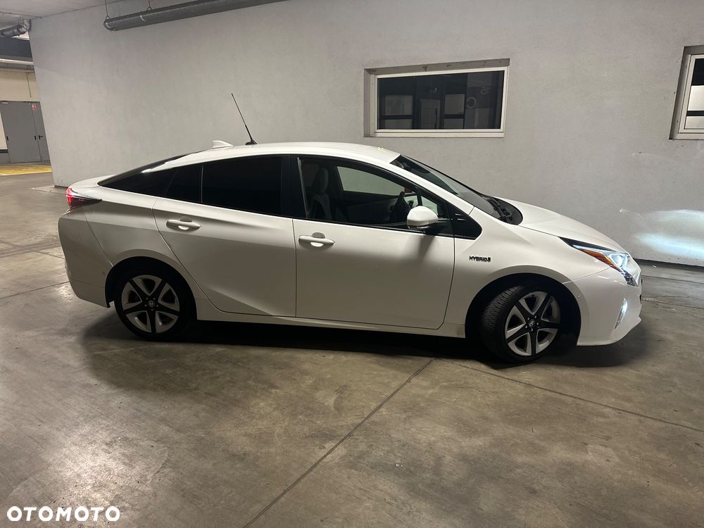 Toyota Prius 1.8 Hybrid Executive - 4