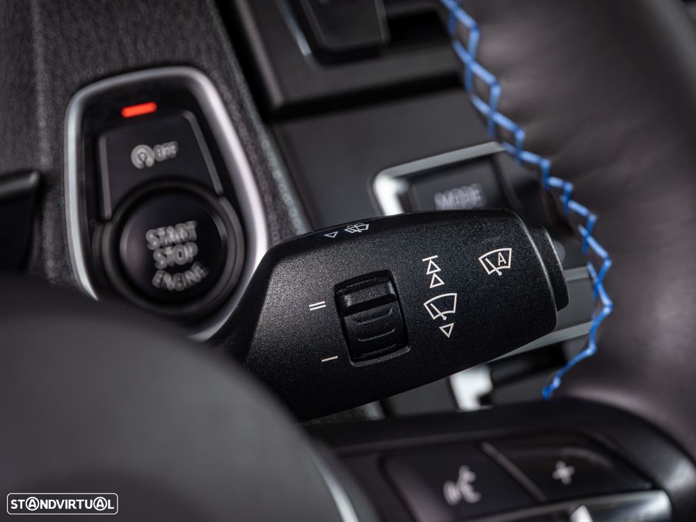 BMW 218 - 15
