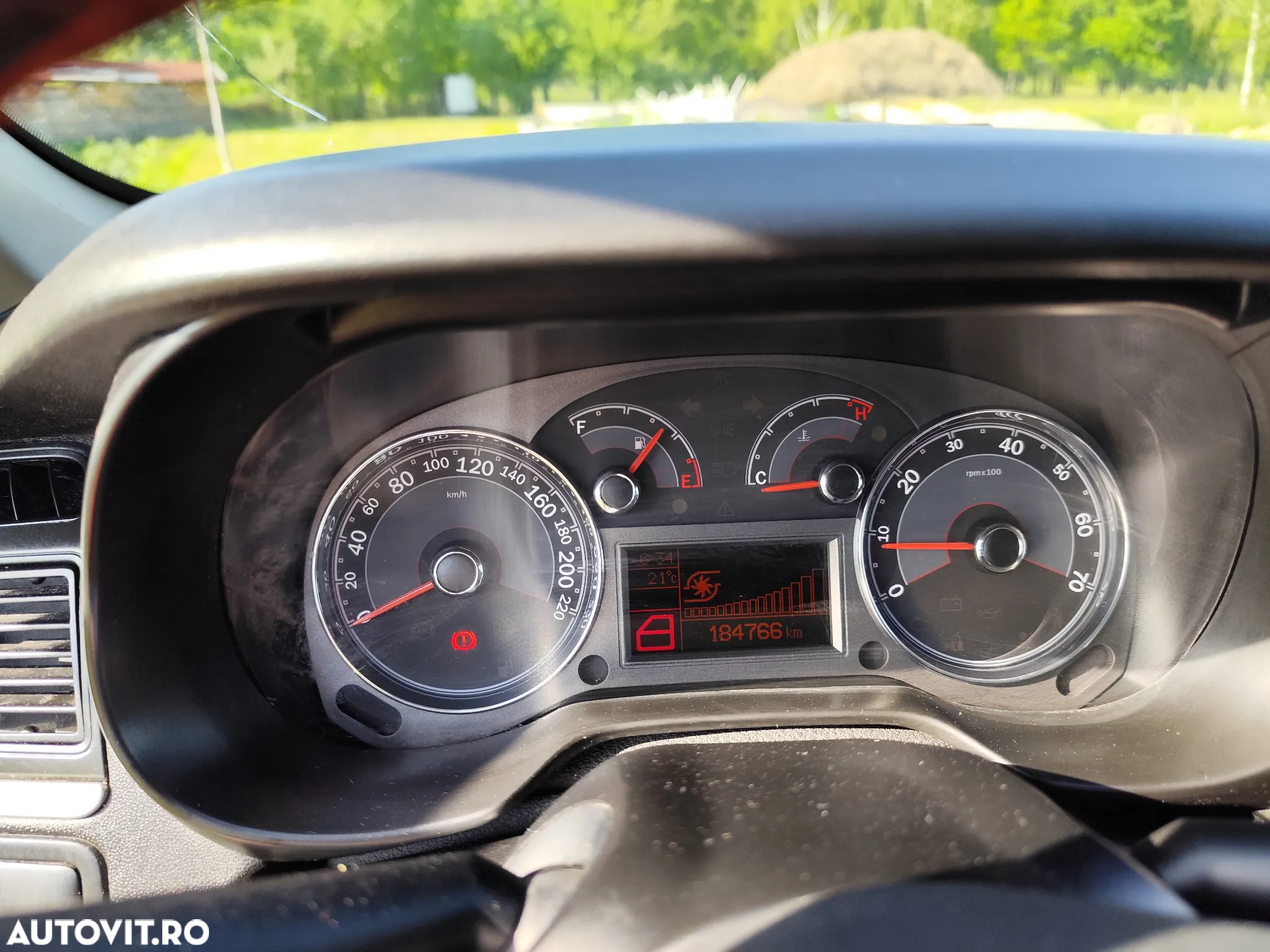 Fiat Linea 1.4 T-Jet Dynamic - 2
