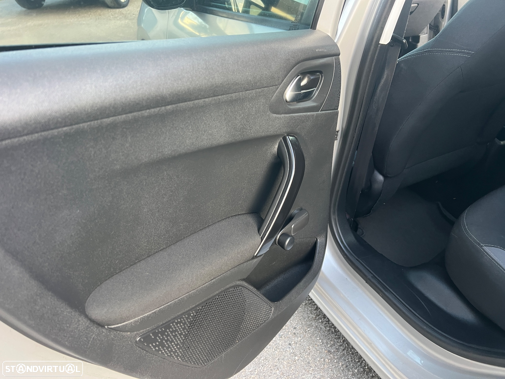 Peugeot 208 1.4 HDi Active - 24
