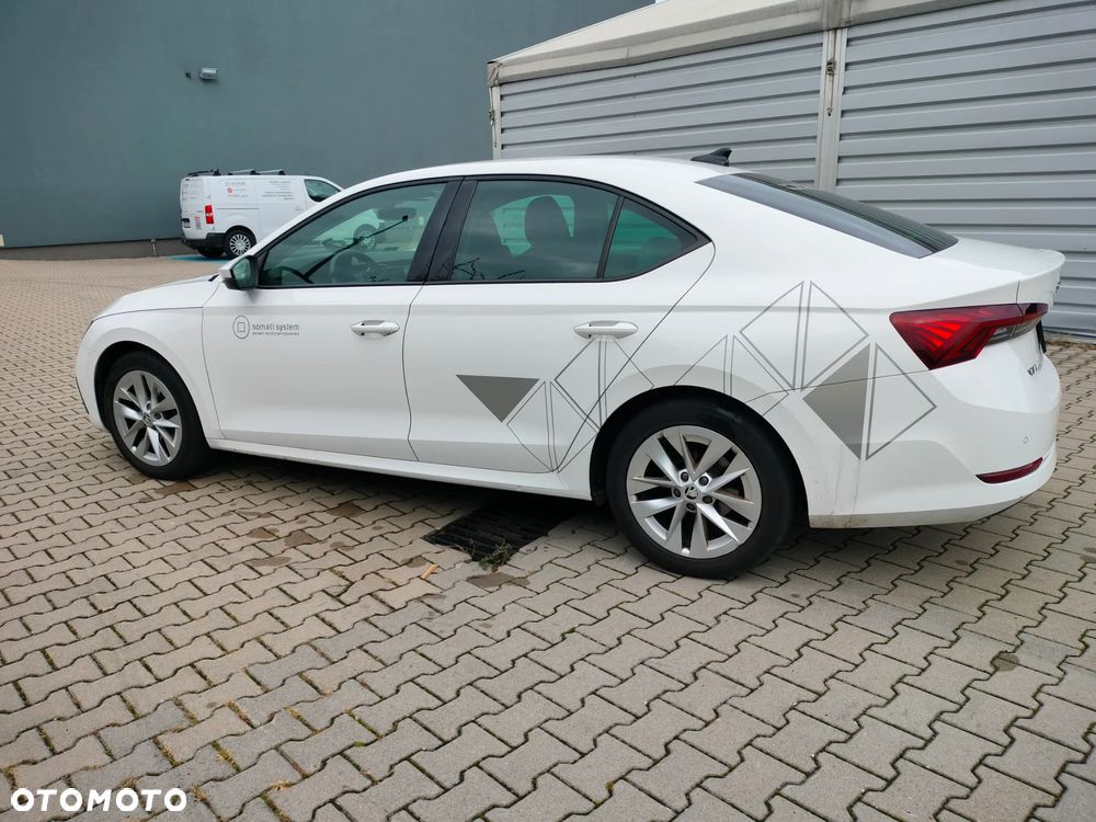 Skoda Octavia 2.0 TDI Active - 4