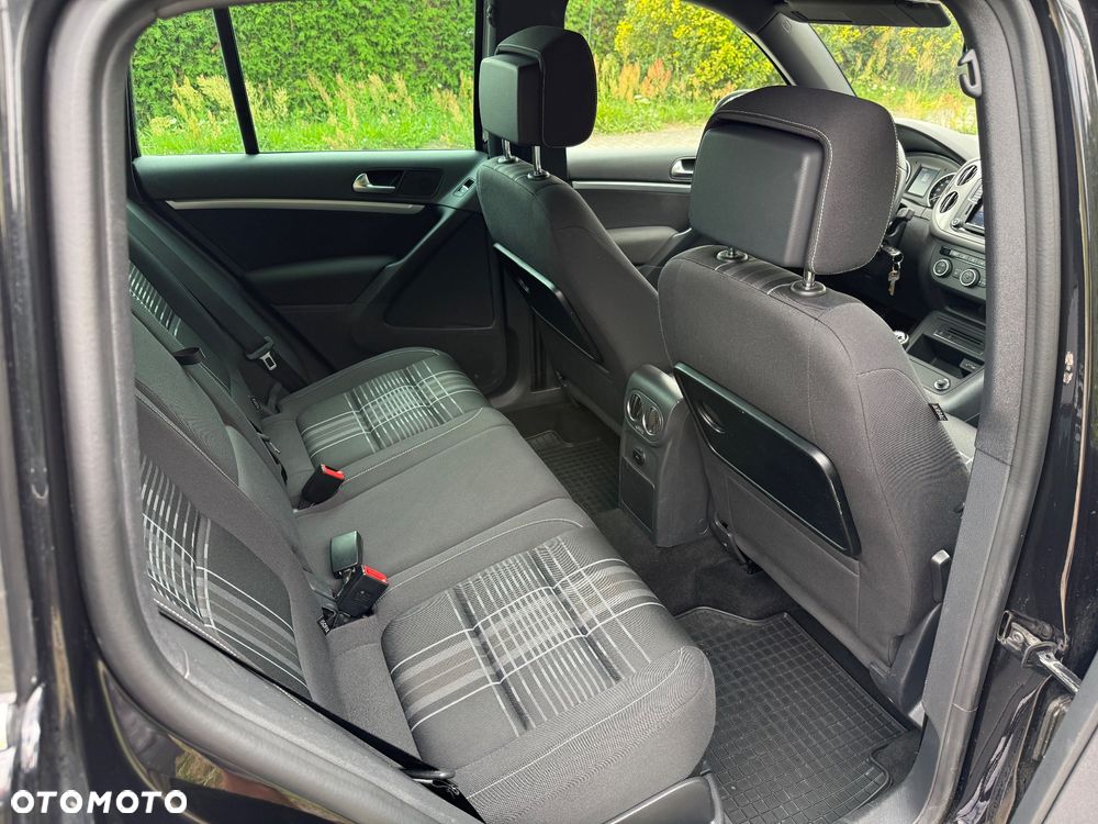 Volkswagen Tiguan 1.4 TSI BlueMotion Technology Lounge Sport & Style - 18