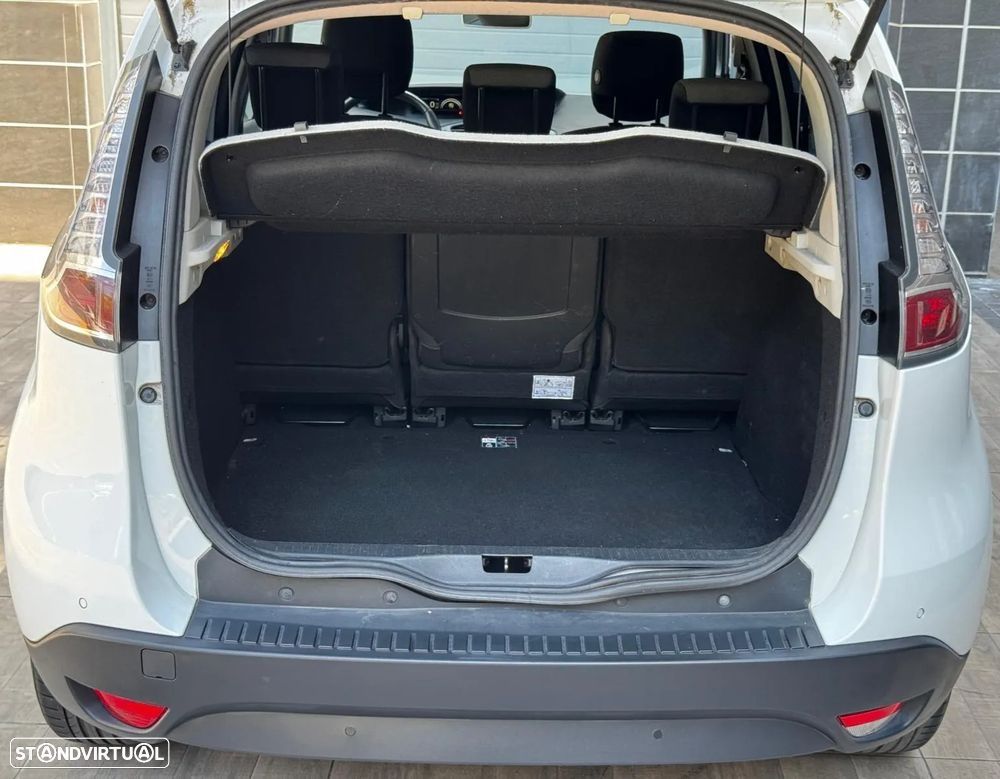 Renault Scénic dCi 110 LIMITED - 11