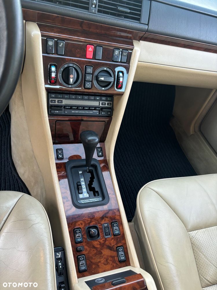 Mercedes-Benz W124 (1984-1993) - 20