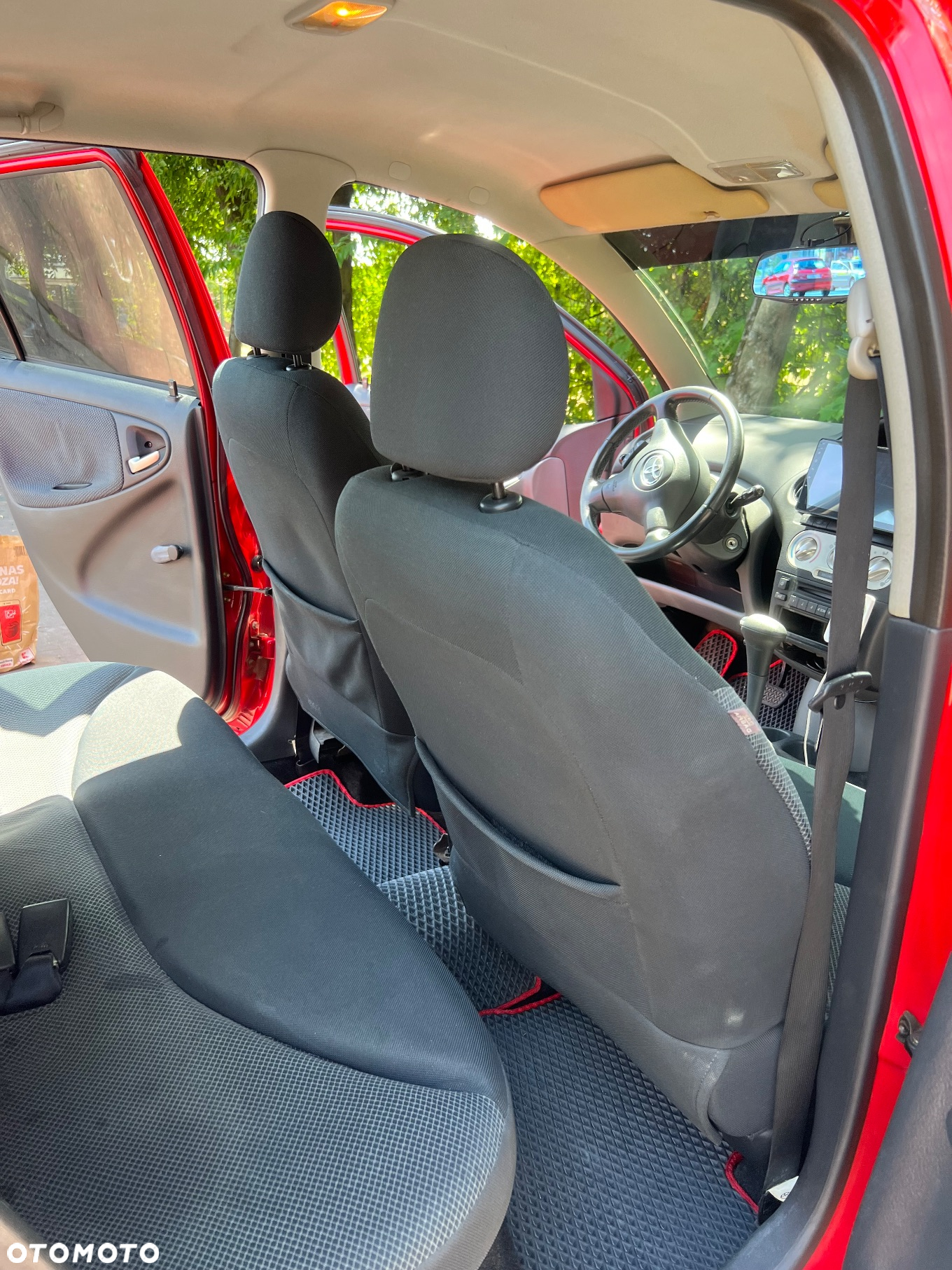Toyota Yaris - 8