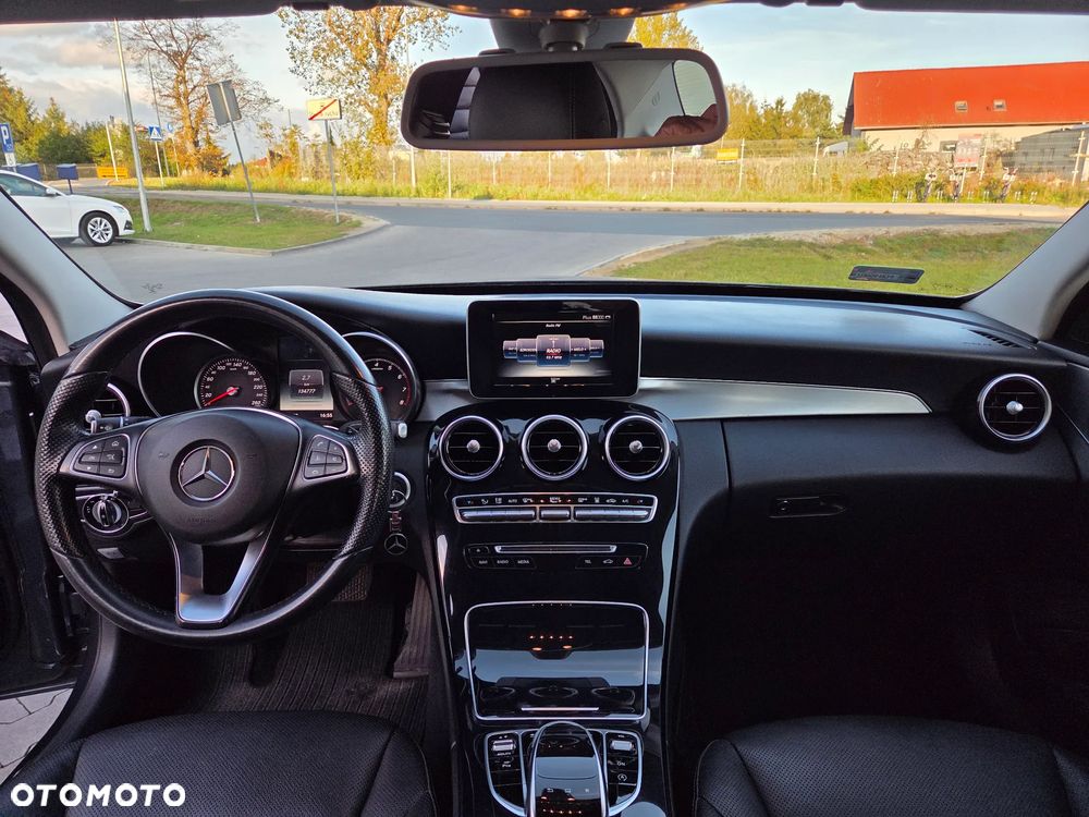 Mercedes-Benz Klasa C 200 7G-TRONIC - 14