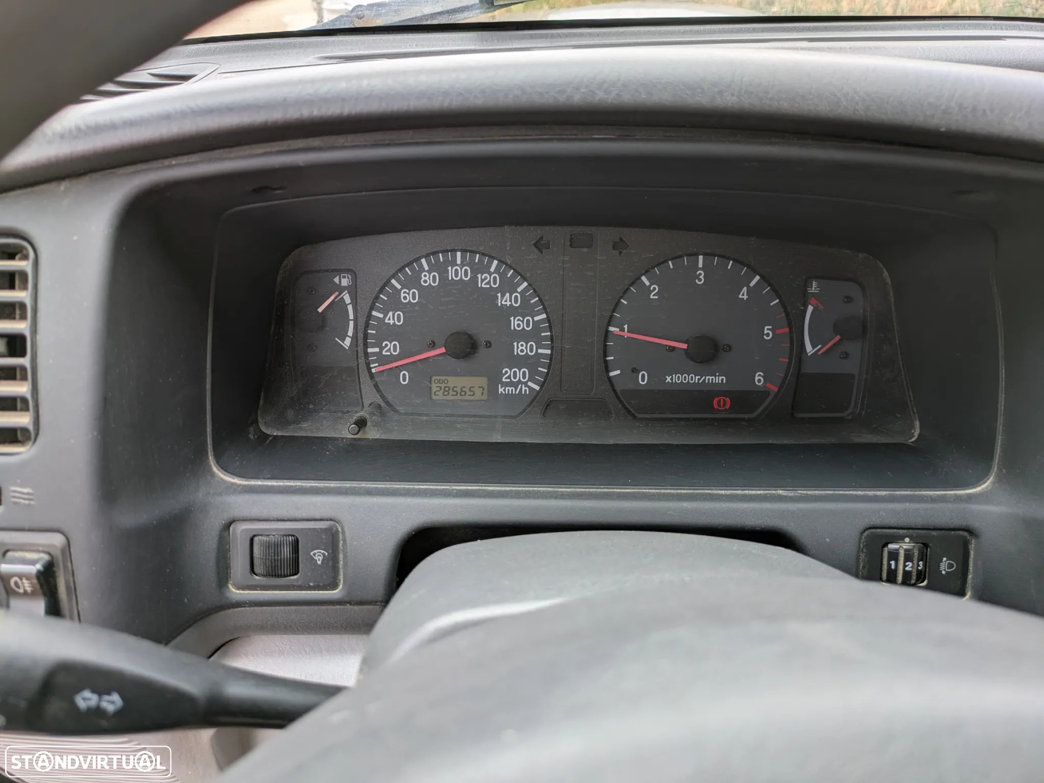 Mitsubishi Pajero Sport 2.5 TD GLS - 8