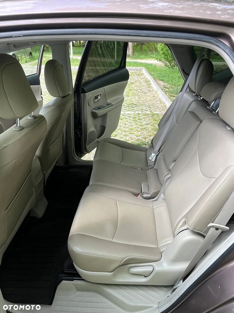 Toyota Prius+ (Hybrid) Comfort - 9