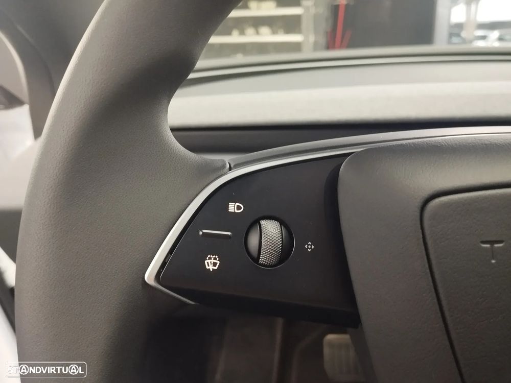 Tesla Model 3 Tração Traseira - 24