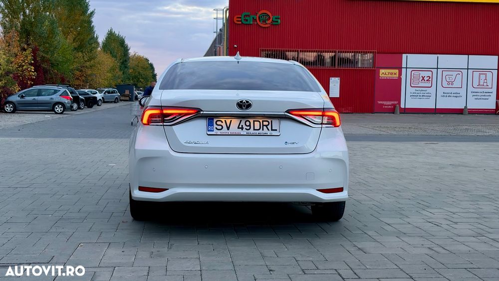 Toyota Corolla 1.8 HSD Dynamic - 5