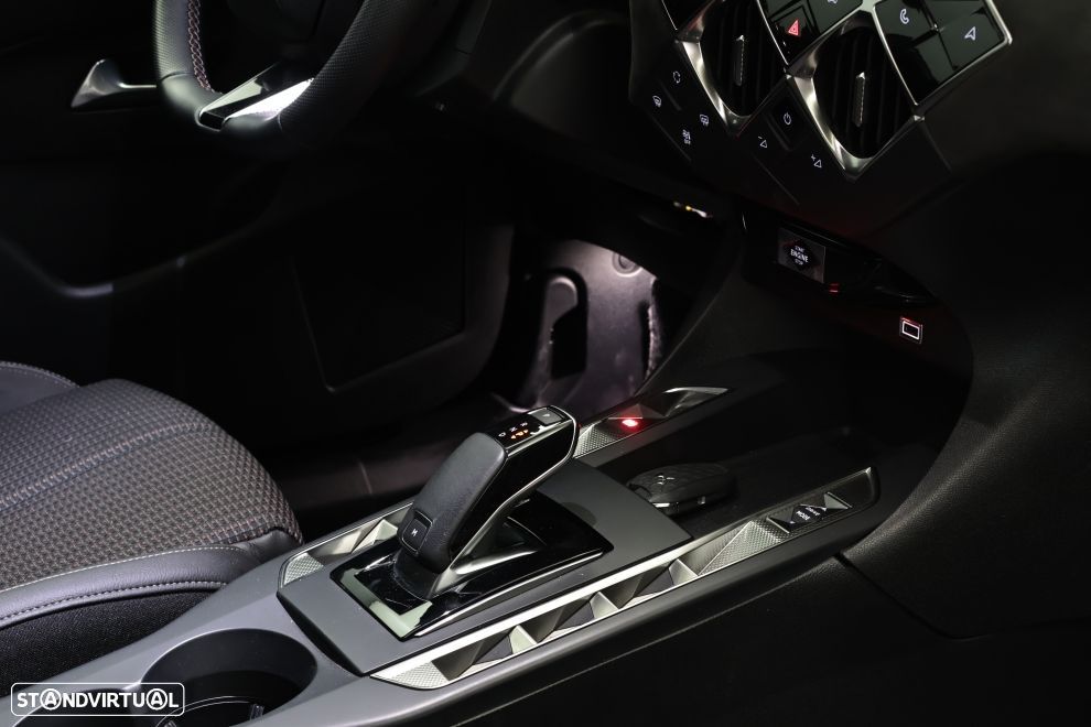 DS DS3 Crossback 1.2 PureTech Performance Line EAT8 - 21