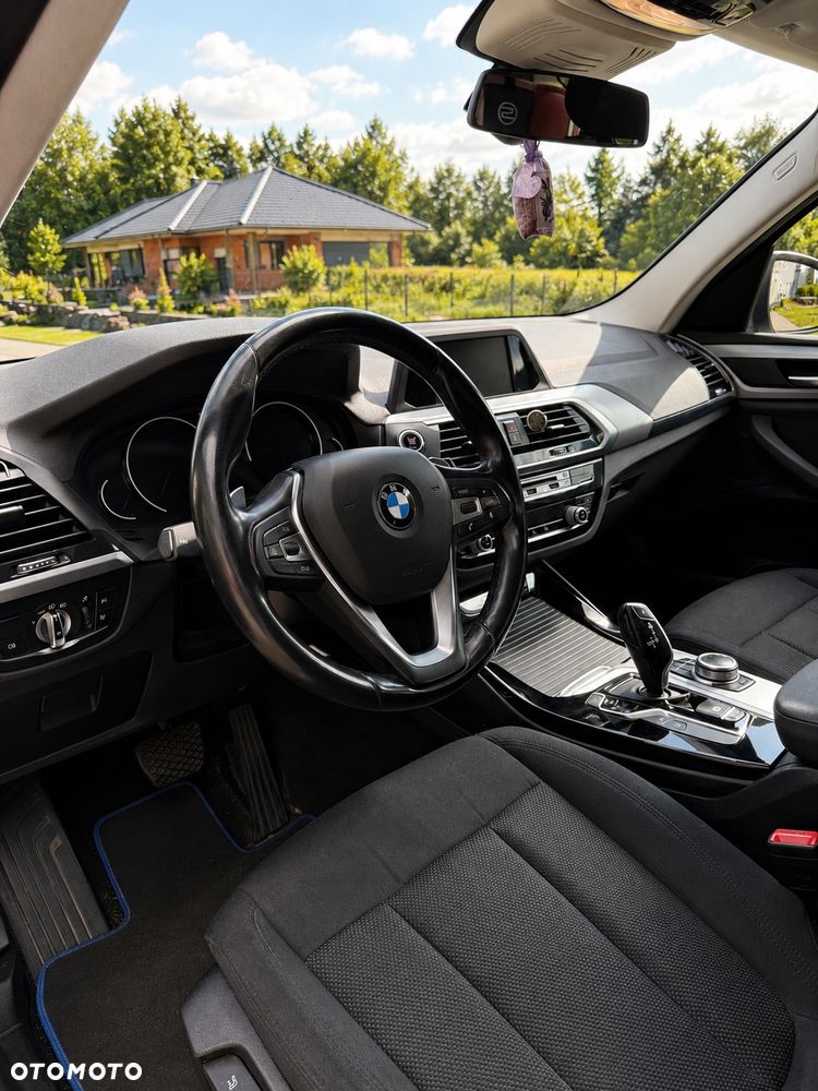 BMW X3 xDrive20d M Sport Edition - 3