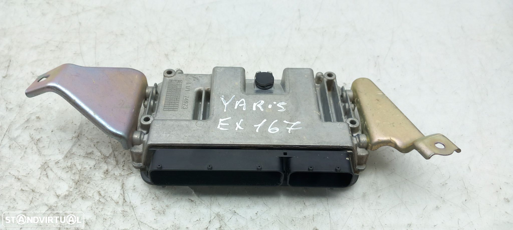 Centralina motor / ECU TOYOTA Yaris (_P13_) - 1