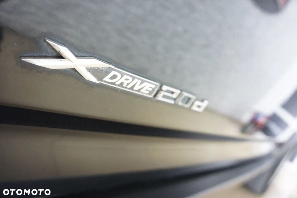 BMW X3 xDrive20d - 16