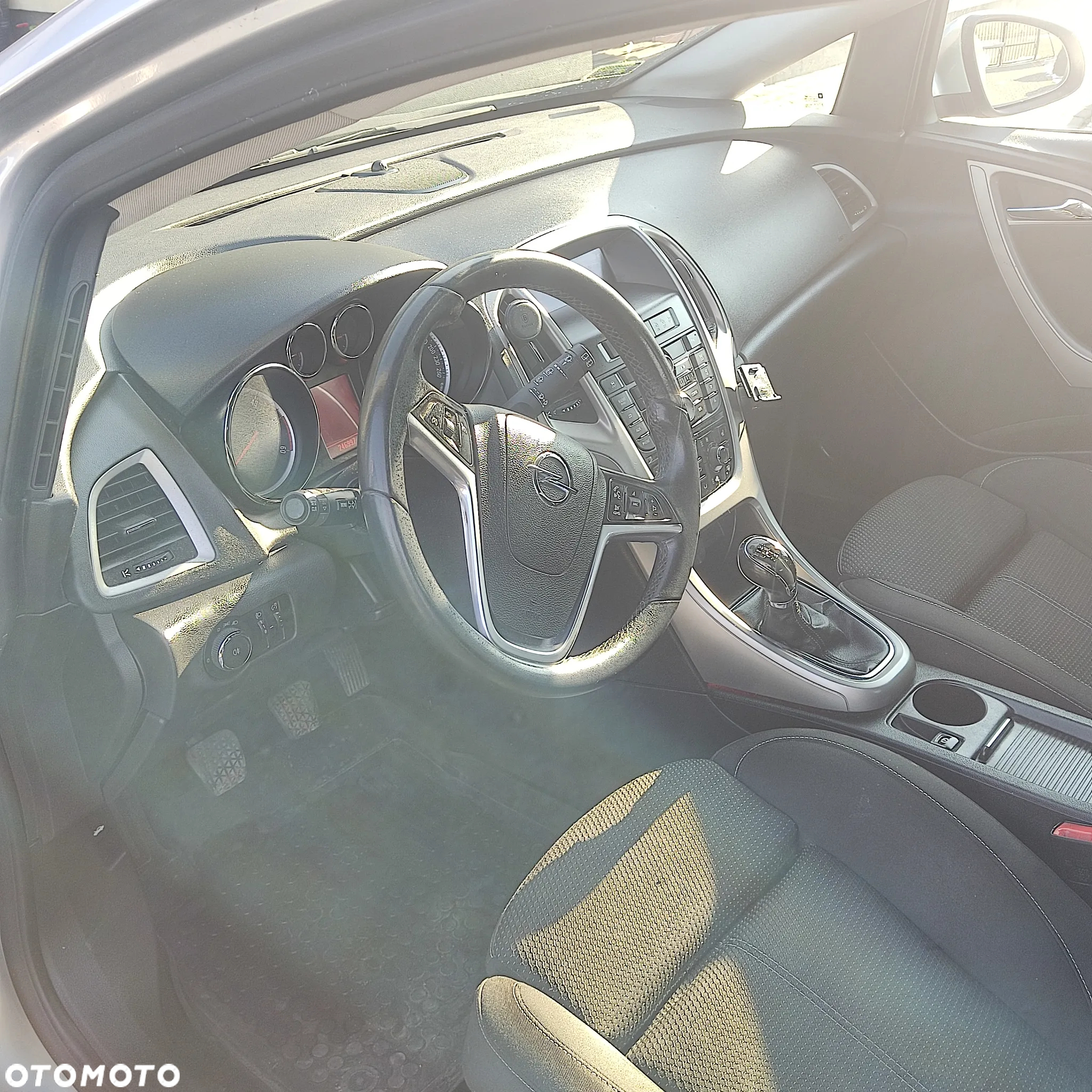 Opel Astra III 1.7 CDTI - 12