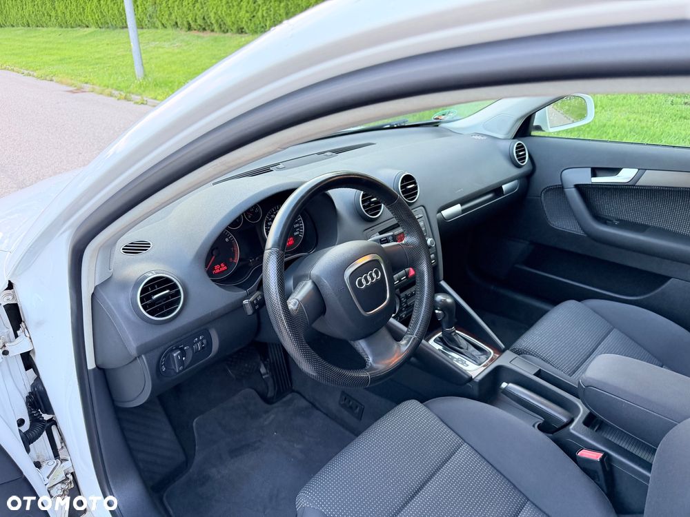 Audi A3 Sportback - 14