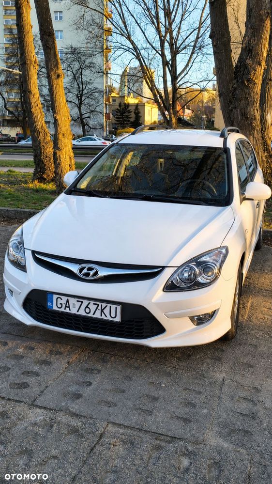 Hyundai i30 i30cw 1.6 Edition Plus - 2