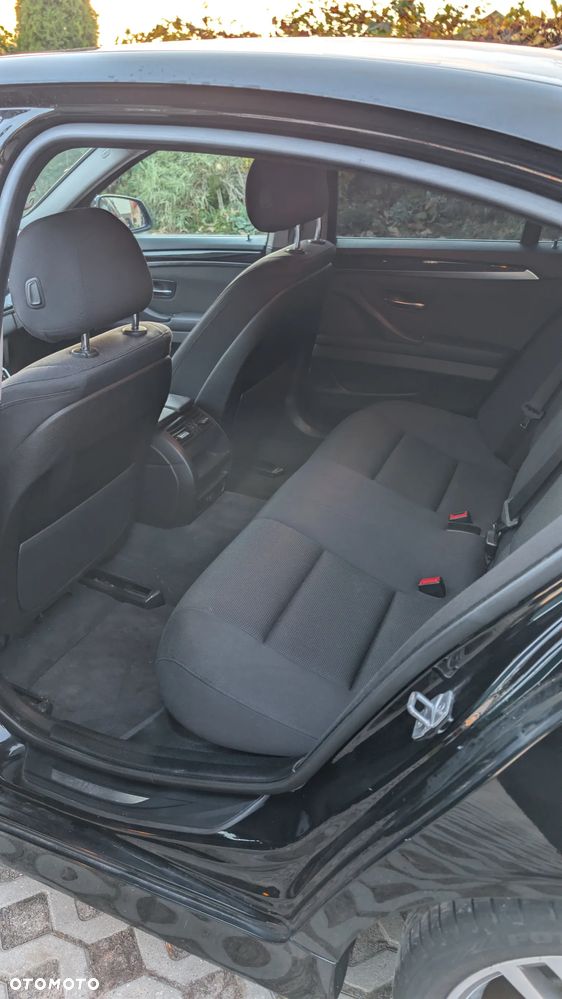 BMW Seria 5 520d - 9