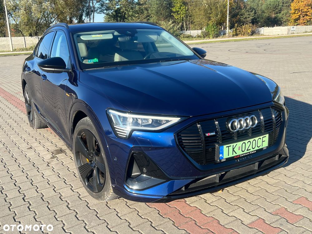 Audi Q8 Sportback e-tron 55 quattro S line - 12