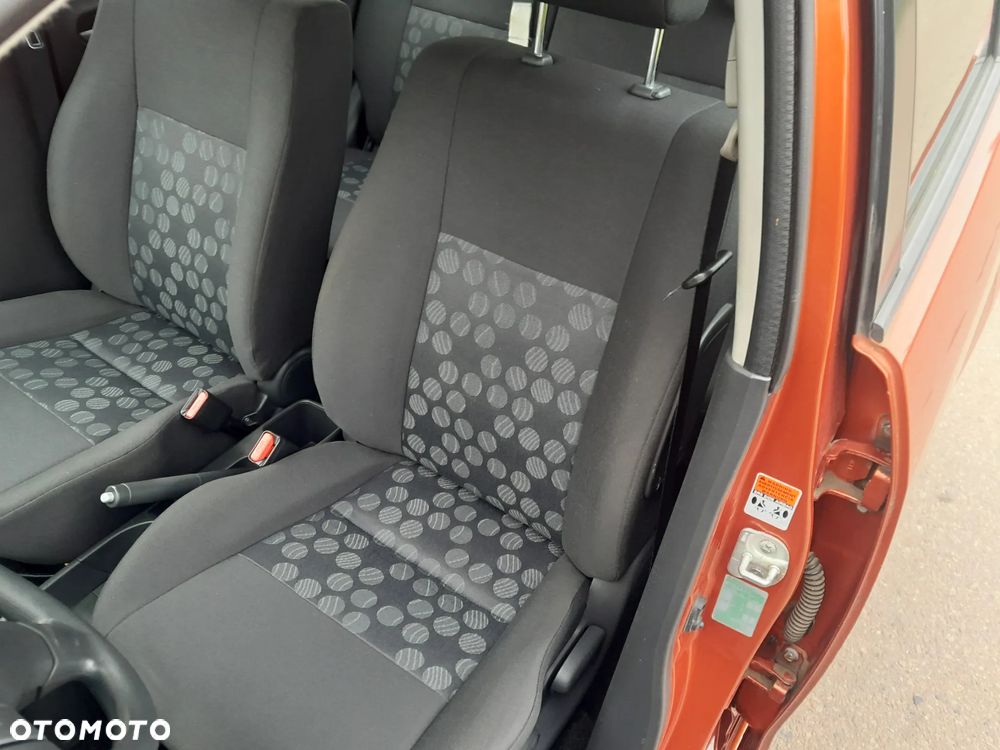 Suzuki Splash 1.0 Comfort - 11