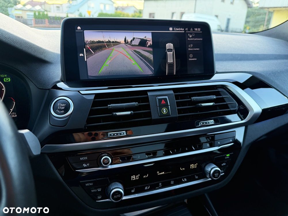 BMW X3 sDrive18d MHEV xLine sport - 33