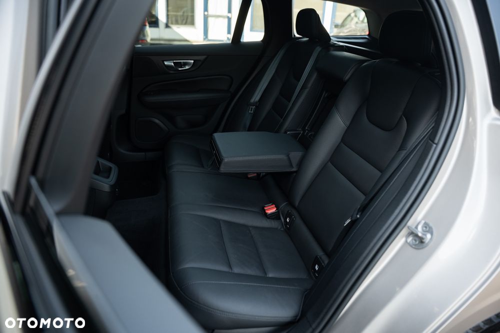 Volvo V60 - 34