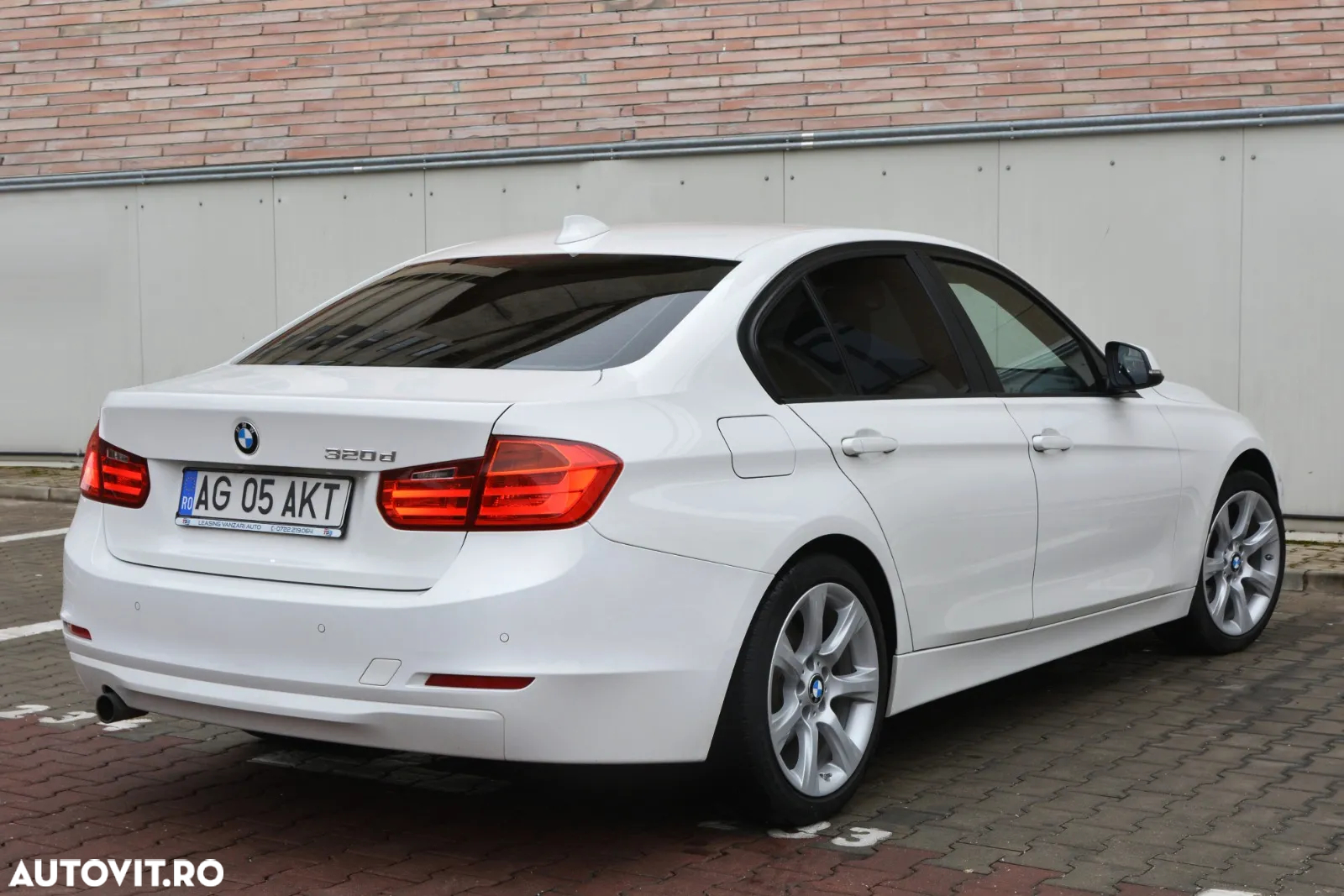 BMW Seria 3 320d - 6