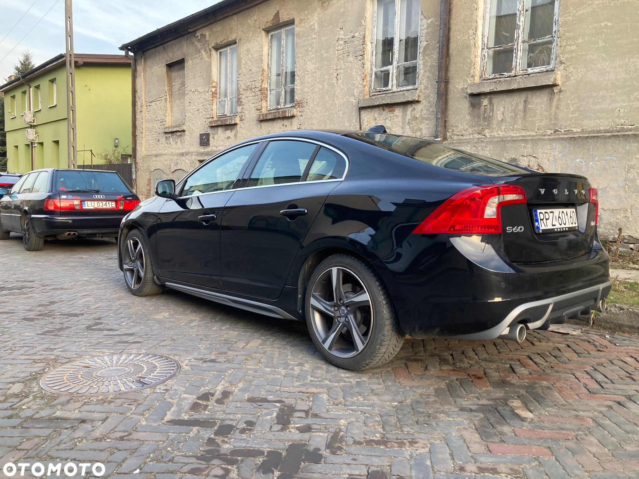 Volvo S60 D4 R-Design - 5