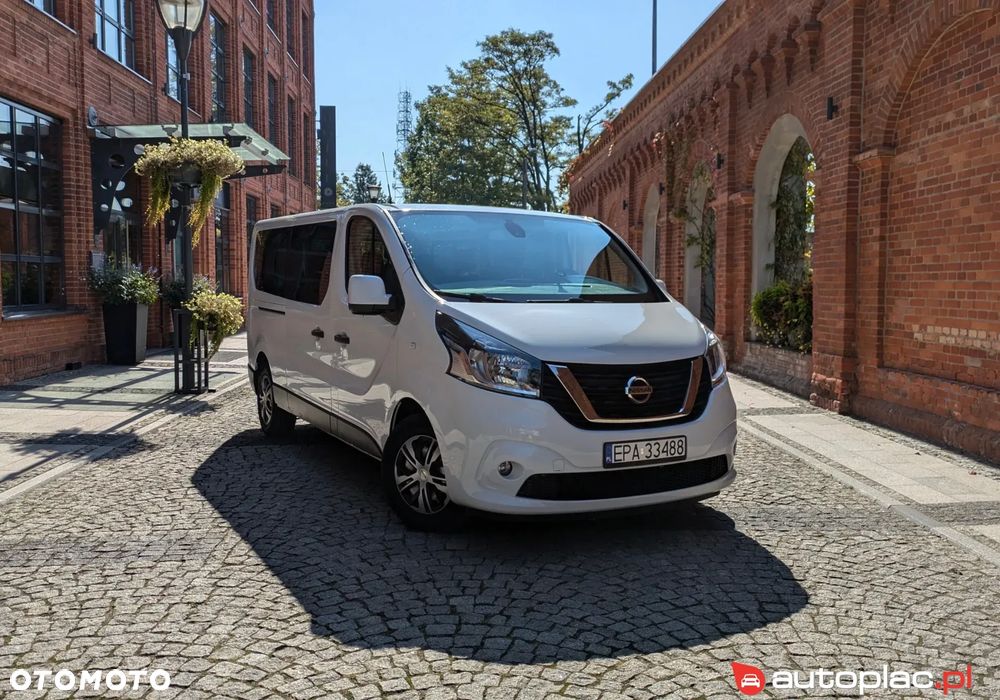 Nissan NV300 - 1