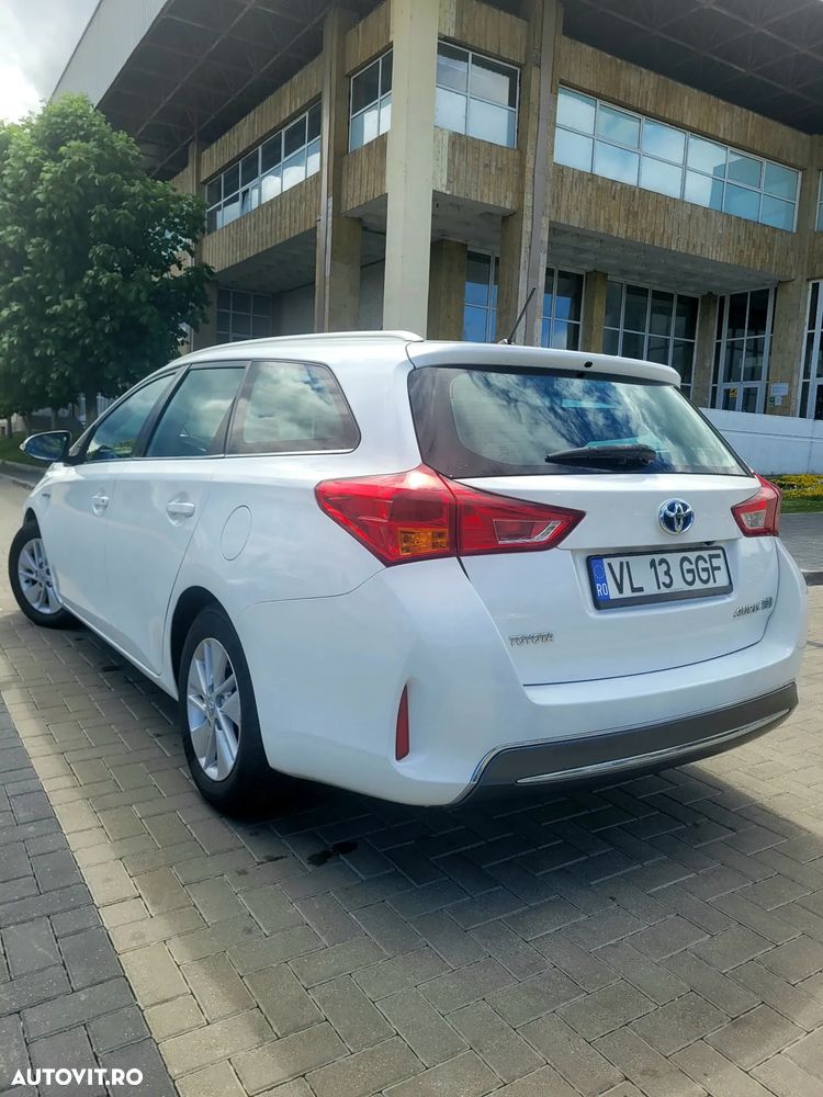 Toyota Auris - 3