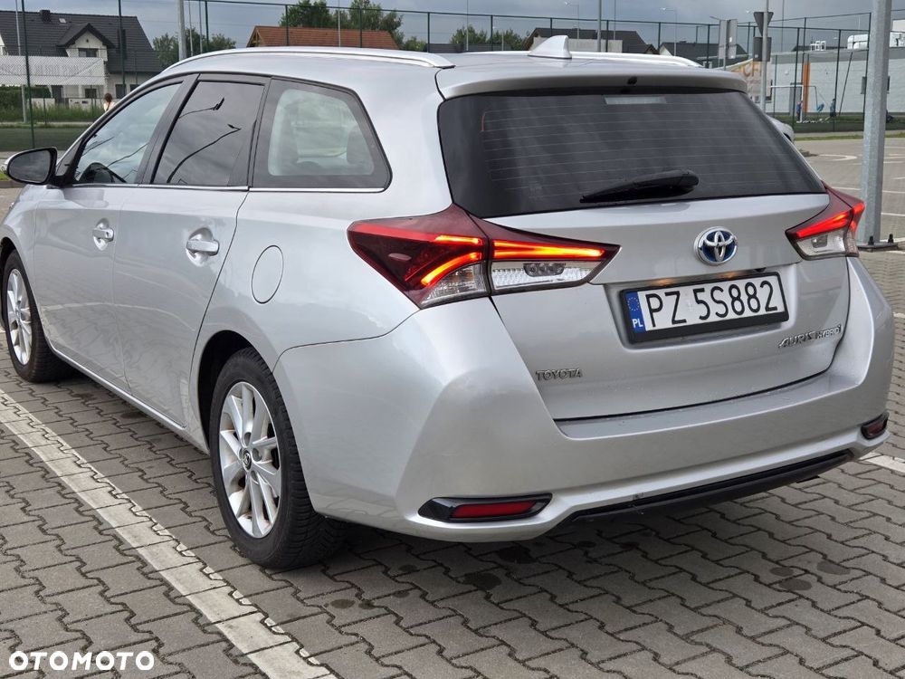 Toyota Auris - 12