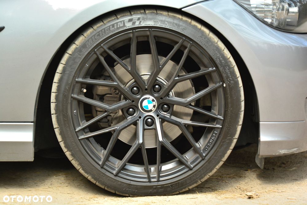 BMW Seria 3 320d - 10