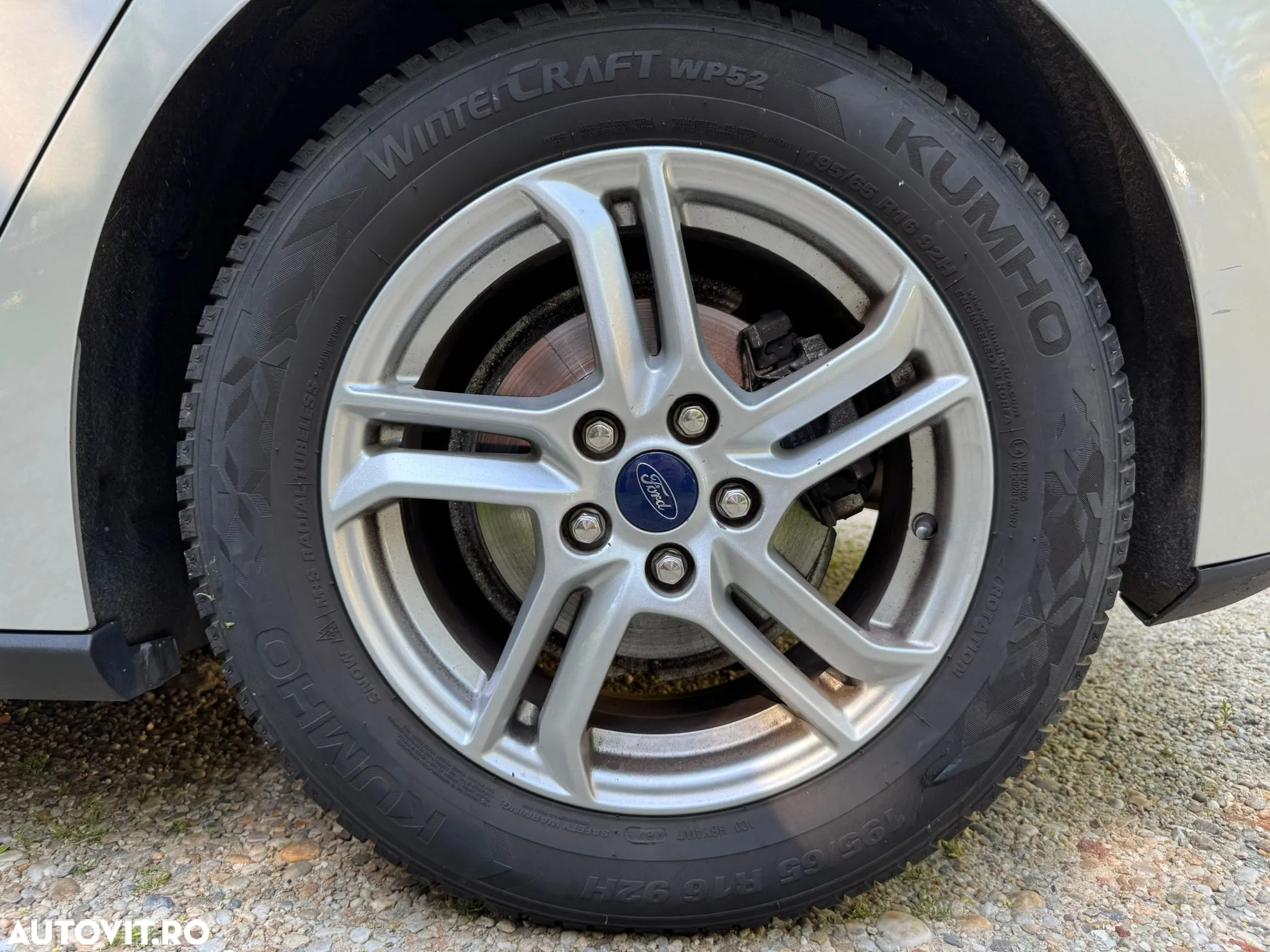 Ford Focus - 10