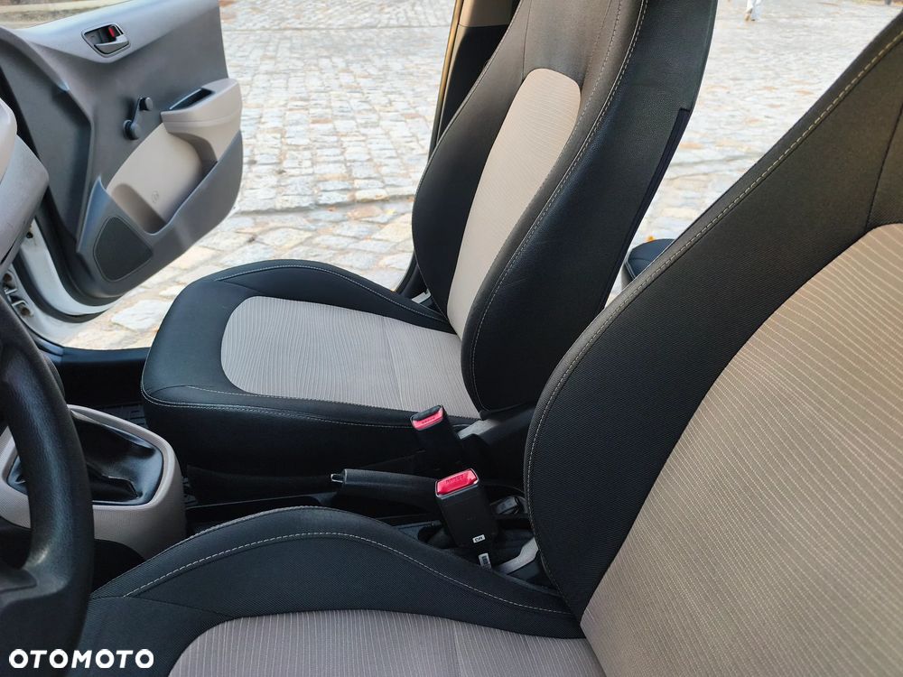 Hyundai i10 - 17
