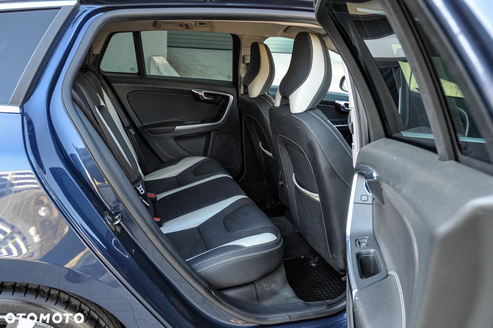 Volvo V60 - 12