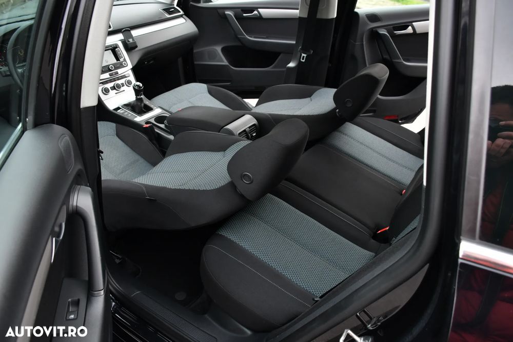 Volkswagen Passat Variant 1.6 TDI BlueMotion Technology Business Edition - 19